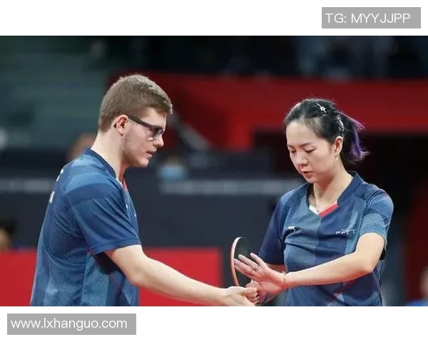 重庆网球队与北京网球队赛后复盘分析比赛经验与战术对比